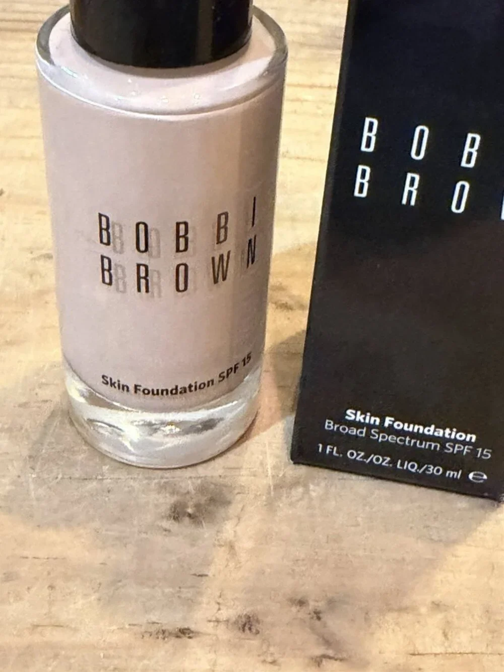 Bobbi Brown Skin Foundation SPF15 IVORY C024 1oz/30ml New W/ Box